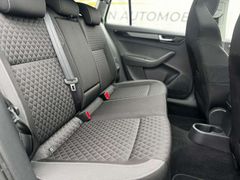 Fahrzeugabbildung Skoda Rapid/Spaceback Ambition Panorama BIXENON CARPLA