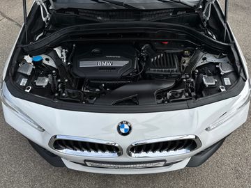 BMW X2 sDrive18i  LED RFK Navi Tempomat Klimaaut.