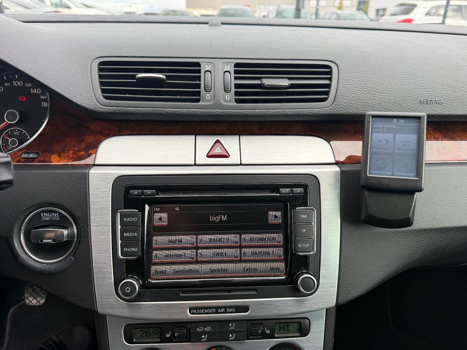 Volkswagen Passat 2009 — photo 15
