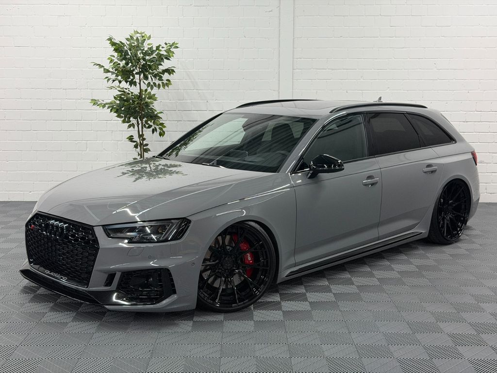 Image of Audi RS4