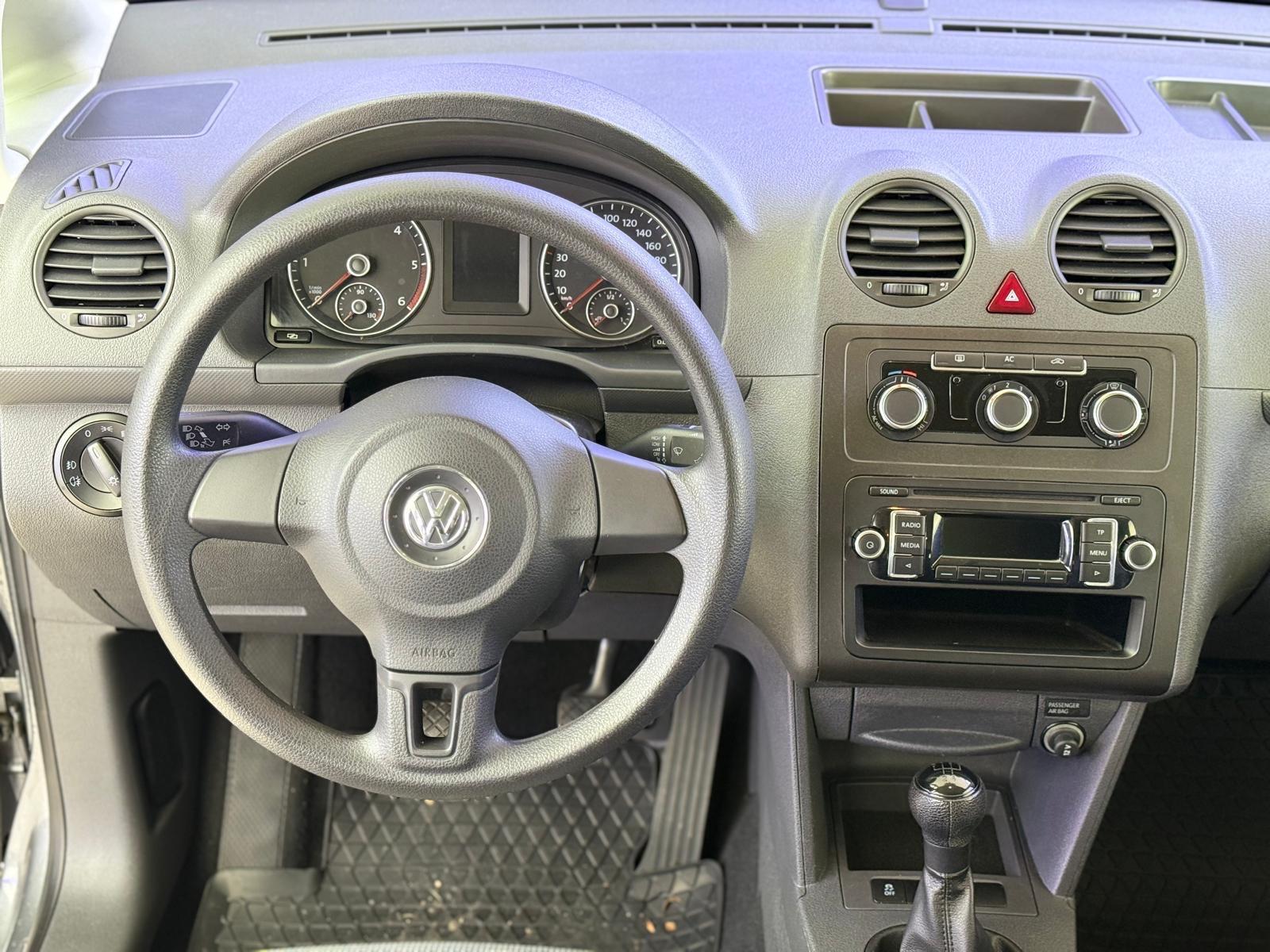 Volkswagen Caddy 1,6-Maxi-Behindertengerecht-Rampe