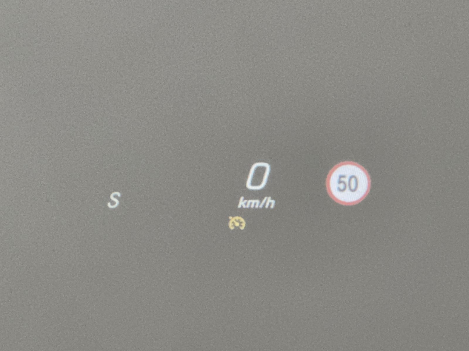 Fahrzeugabbildung Mercedes-Benz GLC 300 4Matic AMG-Line NAV+LED+PANO+AHK+19ZOLL