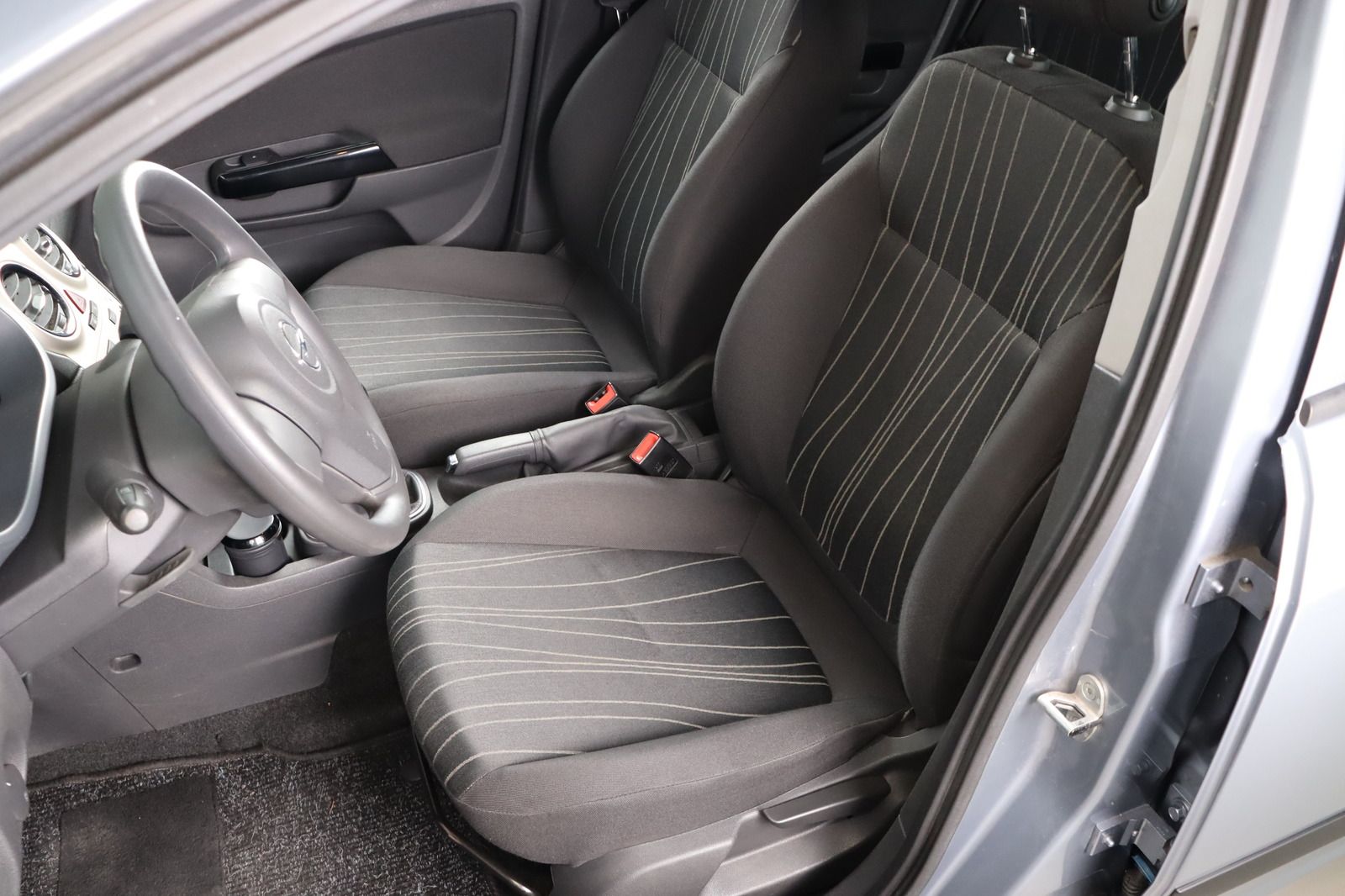 Fahrzeugabbildung Opel Corsa 1.2 16V Klima * wenig km