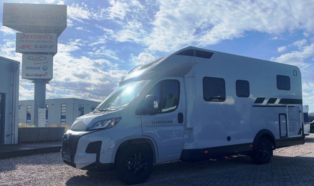Fahrzeugabbildung Crosscamp EXPDN 7.0 E Verfüg./Sparen Sie 10.819,- €
