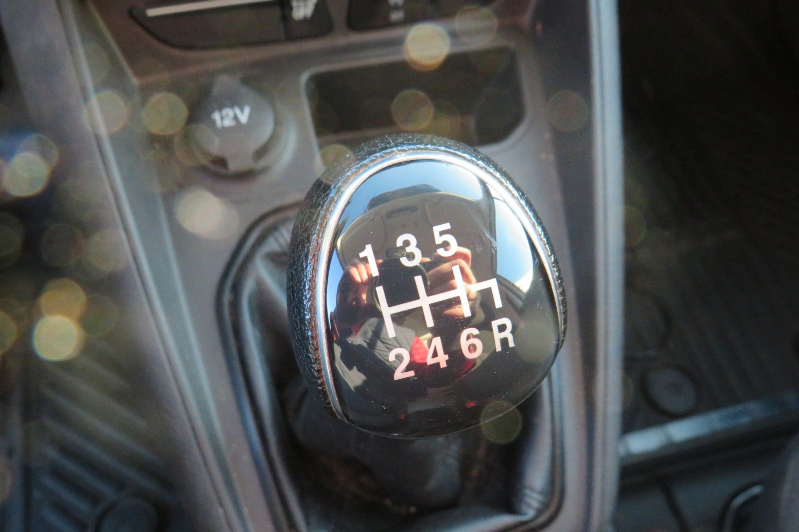 Fahrzeugabbildung Ford Transit Courier KASTEN KLIMA FLÜGEL 1.HD