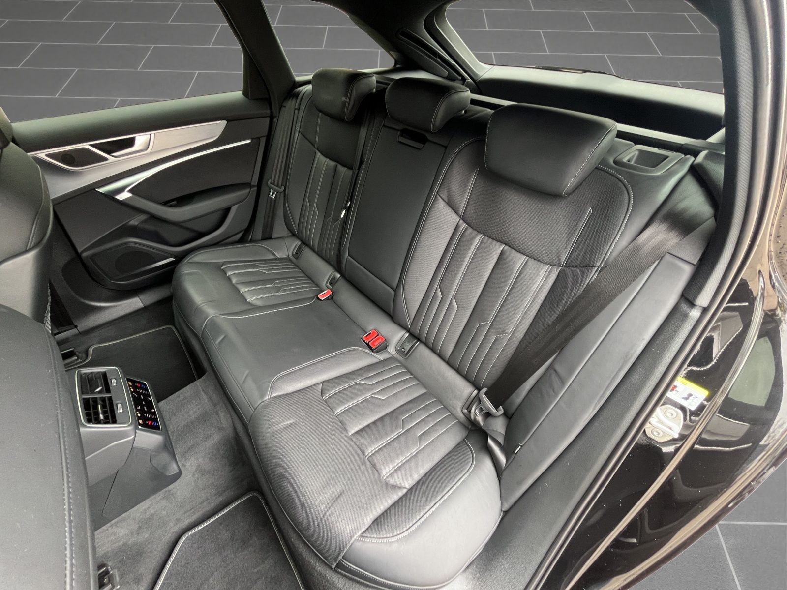 Audi S6 - Bild 15