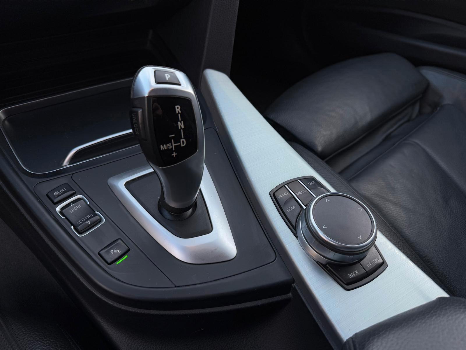 BMW 3 Touring 340 i xDrive Sport Line*PANO*H/K*