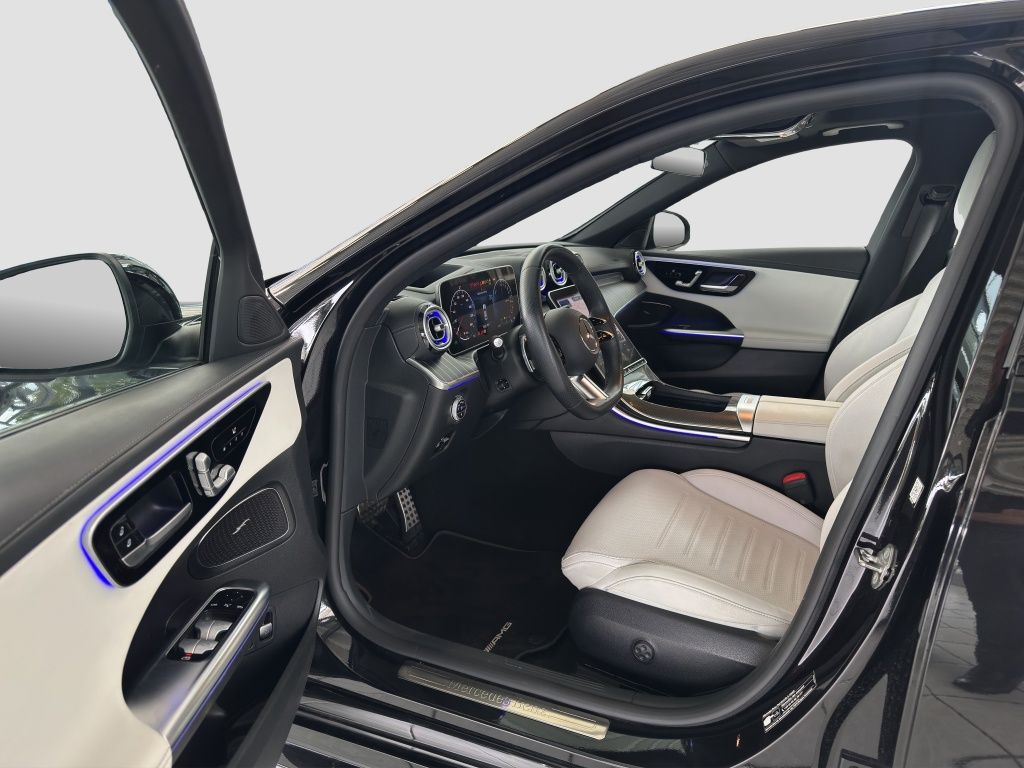 Fahrzeugabbildung Mercedes-Benz C 300 e *AMG*NIGHT*PANO*DISTRO*360°*HUD*MEMORY*