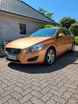 Volvo V60 D4 Geartronic Momentum Momentum