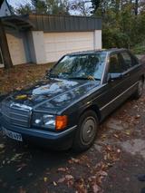 Mercedes-Benz 190 - Mercedes-Benz 190 mit Diesel-Antrieb: Automatik