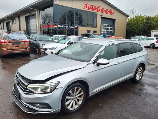 Volkswagen Passat 2.0TDI 110kW DSG Elegance Led/Alcant/ACC