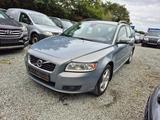 Volvo V50 Kombi D4 Momentum*Automatik*TÜV9/27 - Volvo V50: 2.4