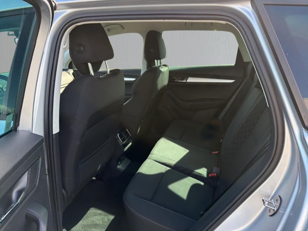 Skoda Karoq 1.0 TSI Ambition LED-TagFL SHZ PDC elHeck