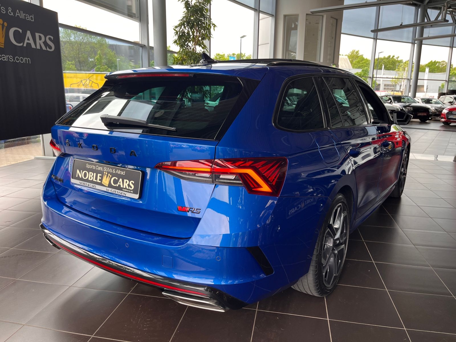 Fahrzeugabbildung SKODA Octavia Combi RS PANO AHK LED NAVI