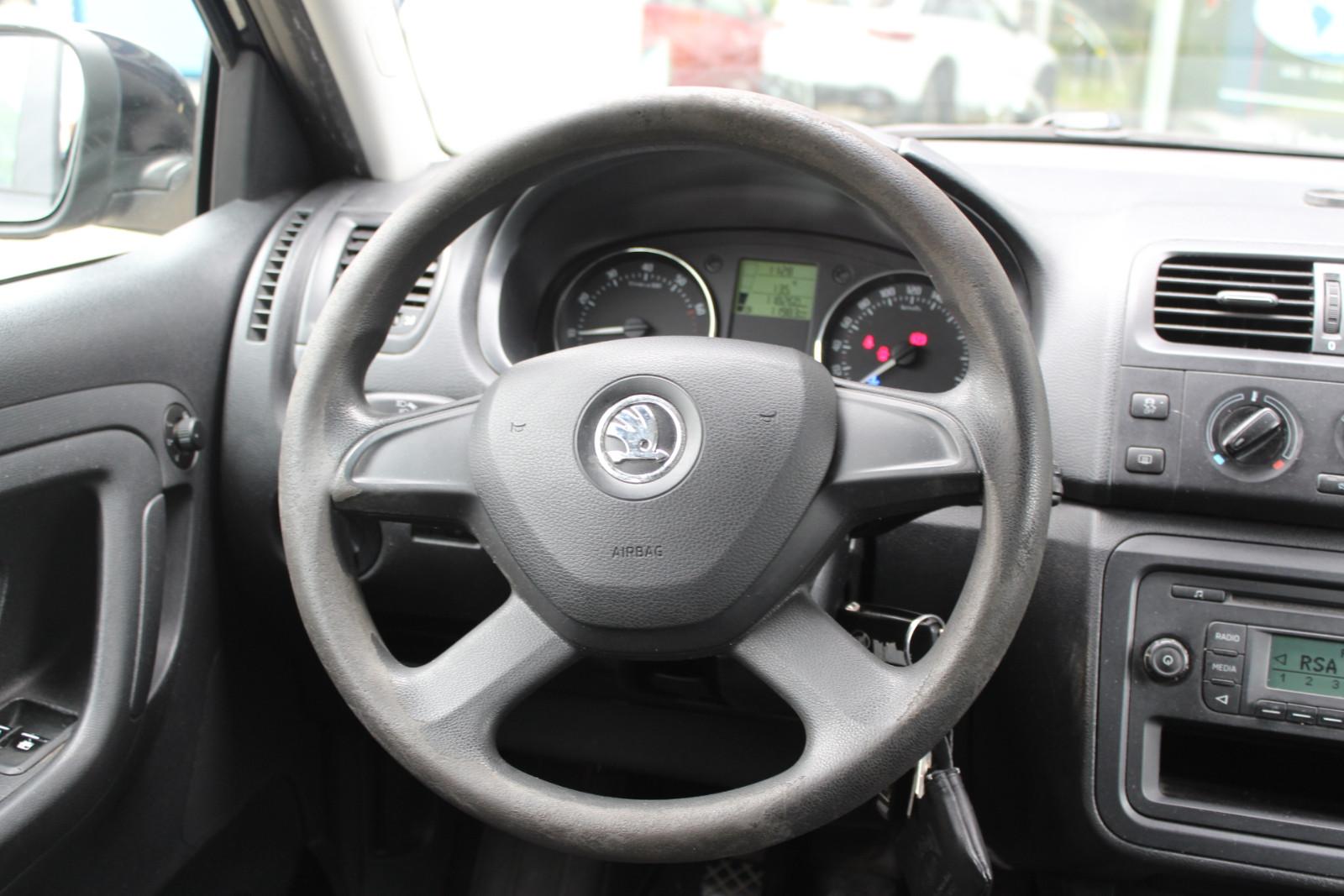 Skoda Fabia 2013 — photo 12