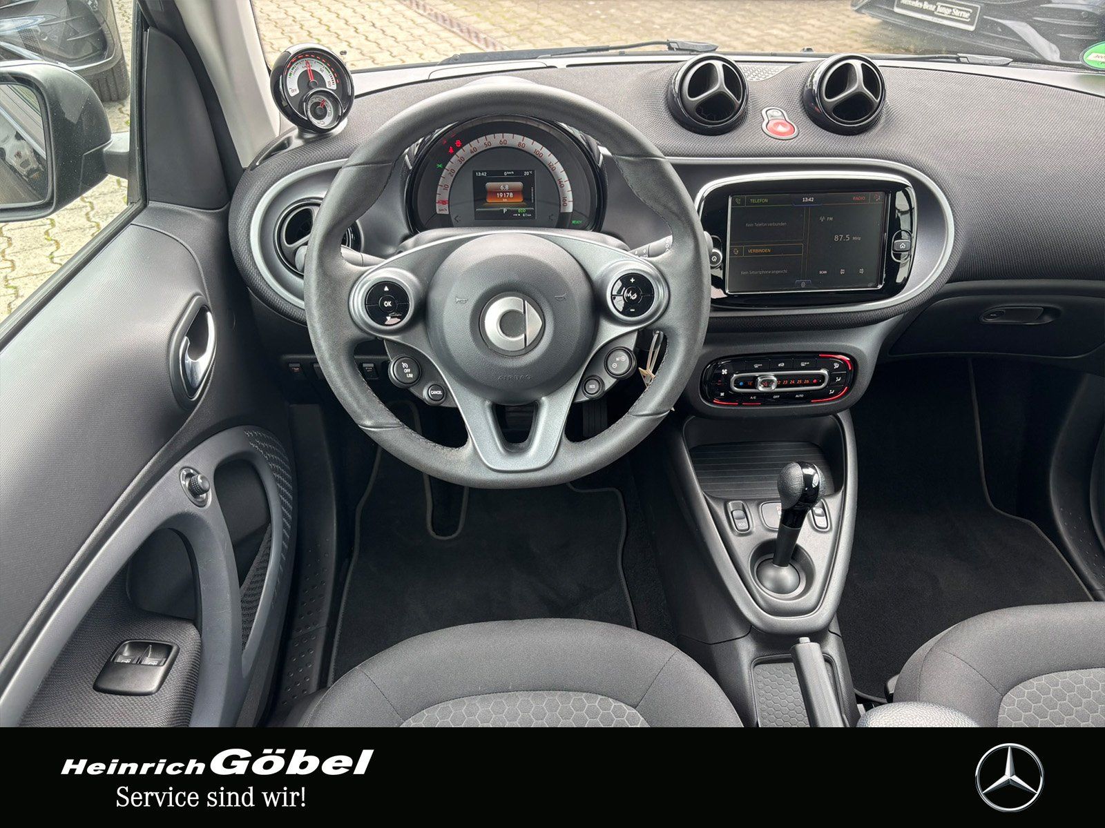 Fahrzeugabbildung Smart EQ cabrio passion GJR*22KW*WINTER-PAKET*KAMERA