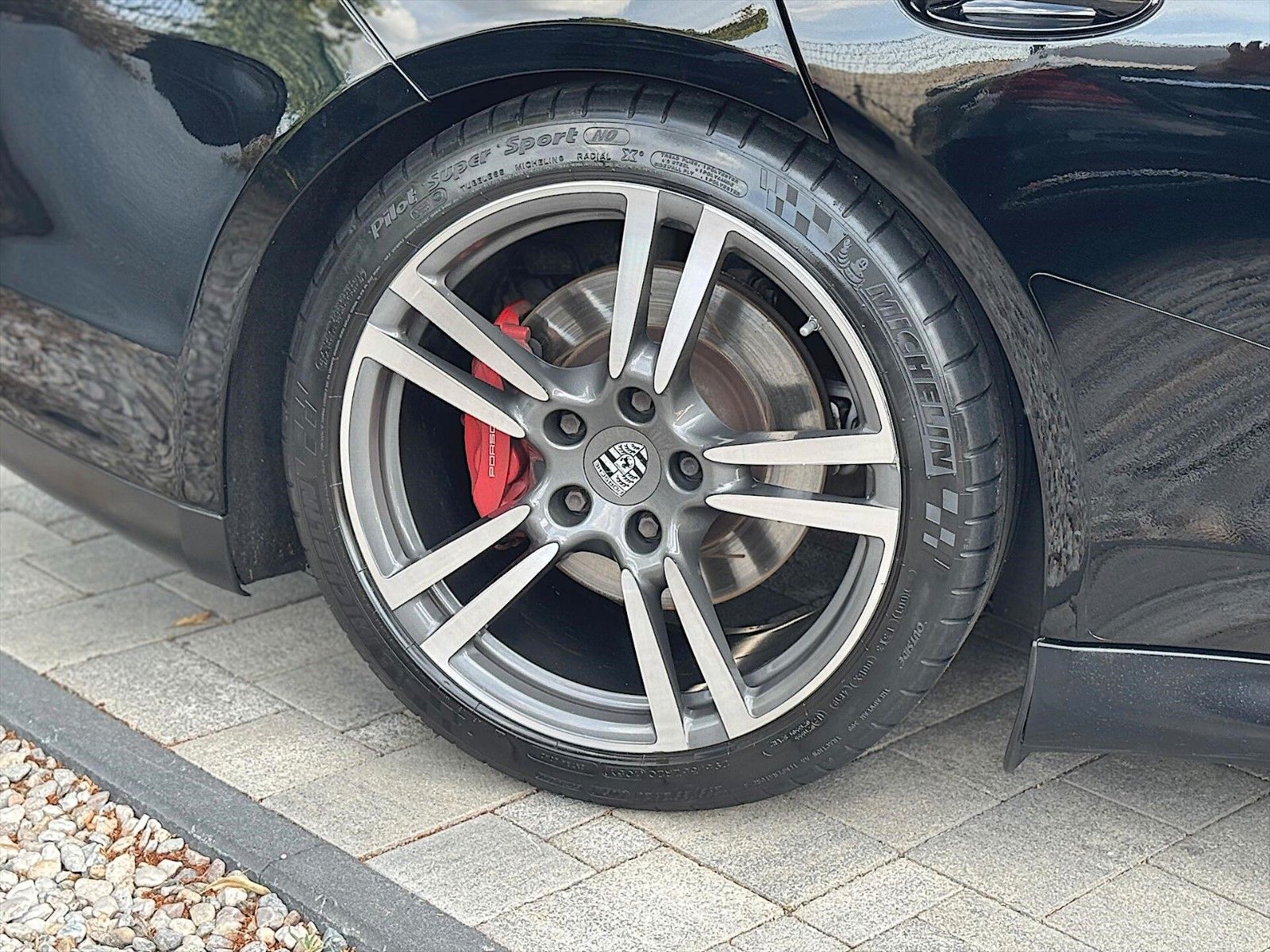 Fahrzeugabbildung Porsche Panamera GTS 4.8 V8 *Klappenauspuff*LED*BOSE*