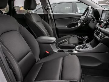 Hyundai i30 1.0 YES! Plus Kombi Navi LED CarPlay Kamera