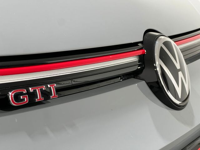 Volkswagen Golf 8 GTI Clubsport 45 Pano,Akrapovic,HeadUp
