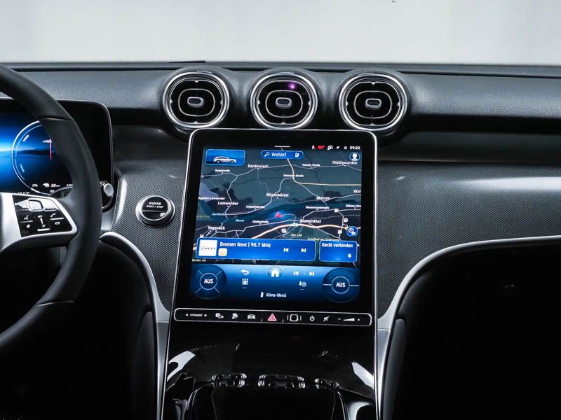 Fahrzeugabbildung Mercedes-Benz GLC 300 e 4M Avantgarde AHK+Keyless+Totw+Memory