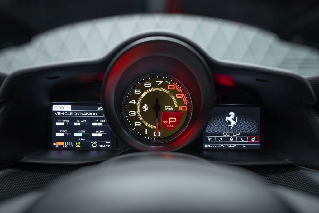 488 Pista Coupe YELLOW FULL CARBON FIBRE - Bild 28