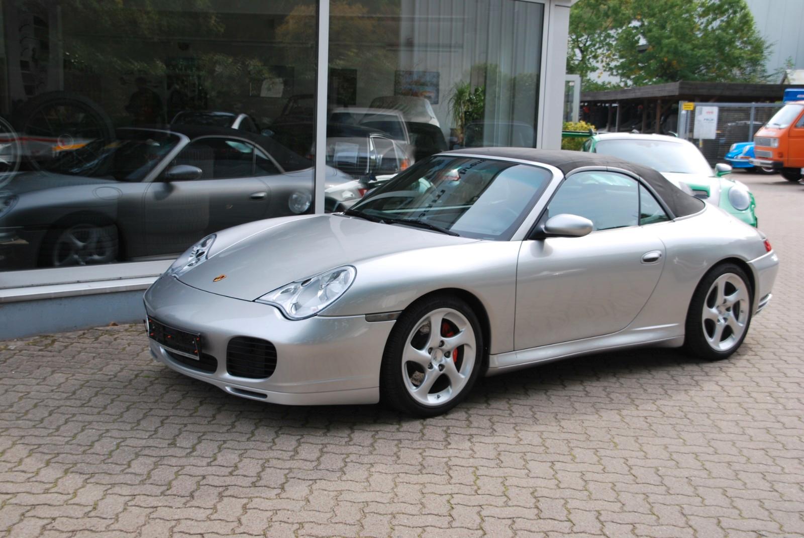 Porsche 996 Carrera 4S,Erstlack,Schalter.