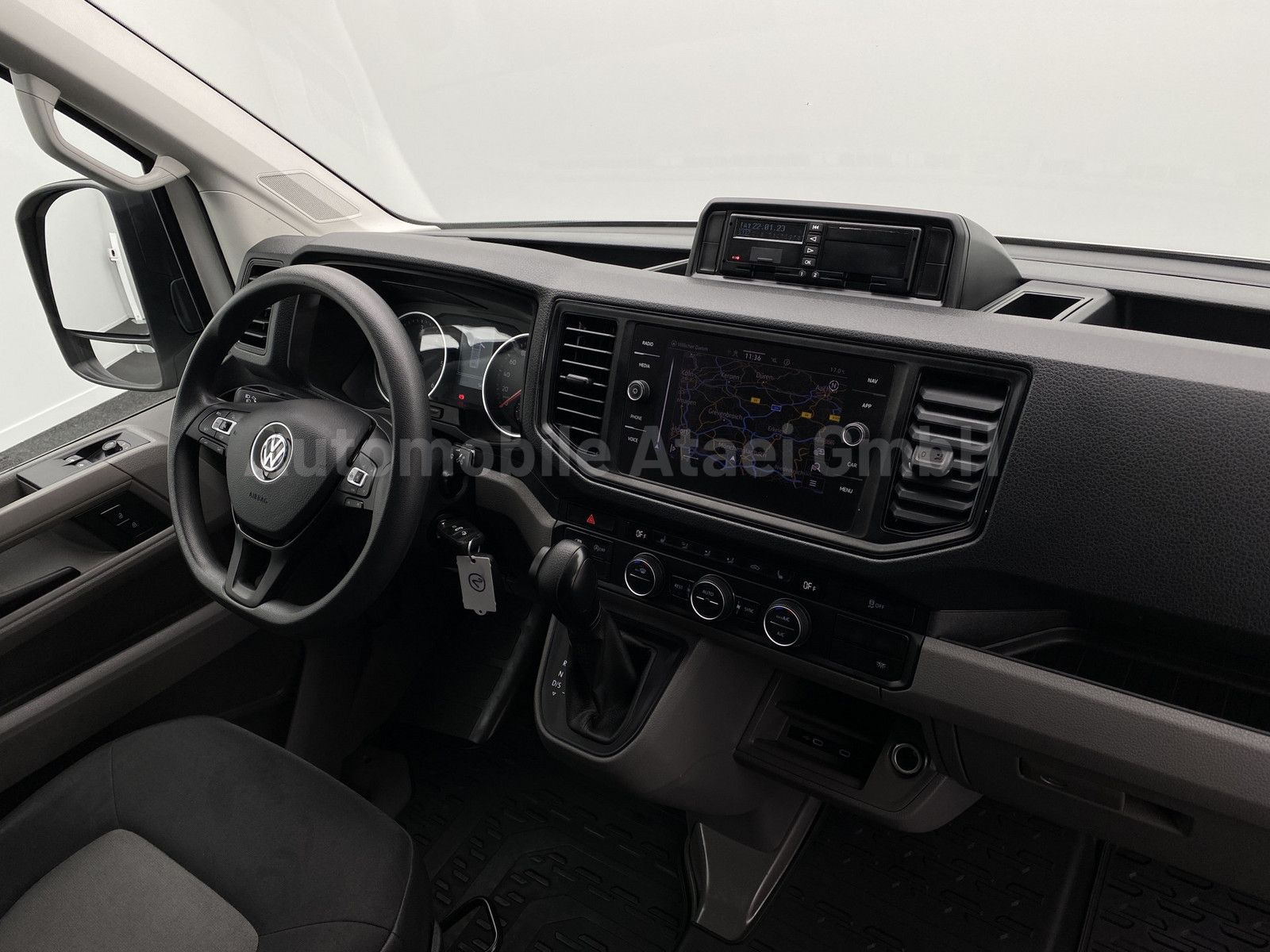 Fahrzeugabbildung Volkswagen Crafter 35 Automatik *KAMERA+NAVI+KLIMA* (8380)
