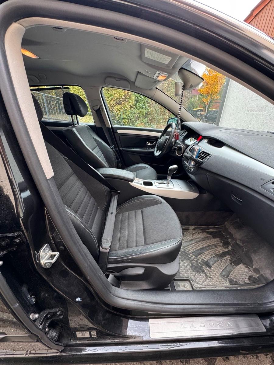 Renault Laguna 2009 — photo 6