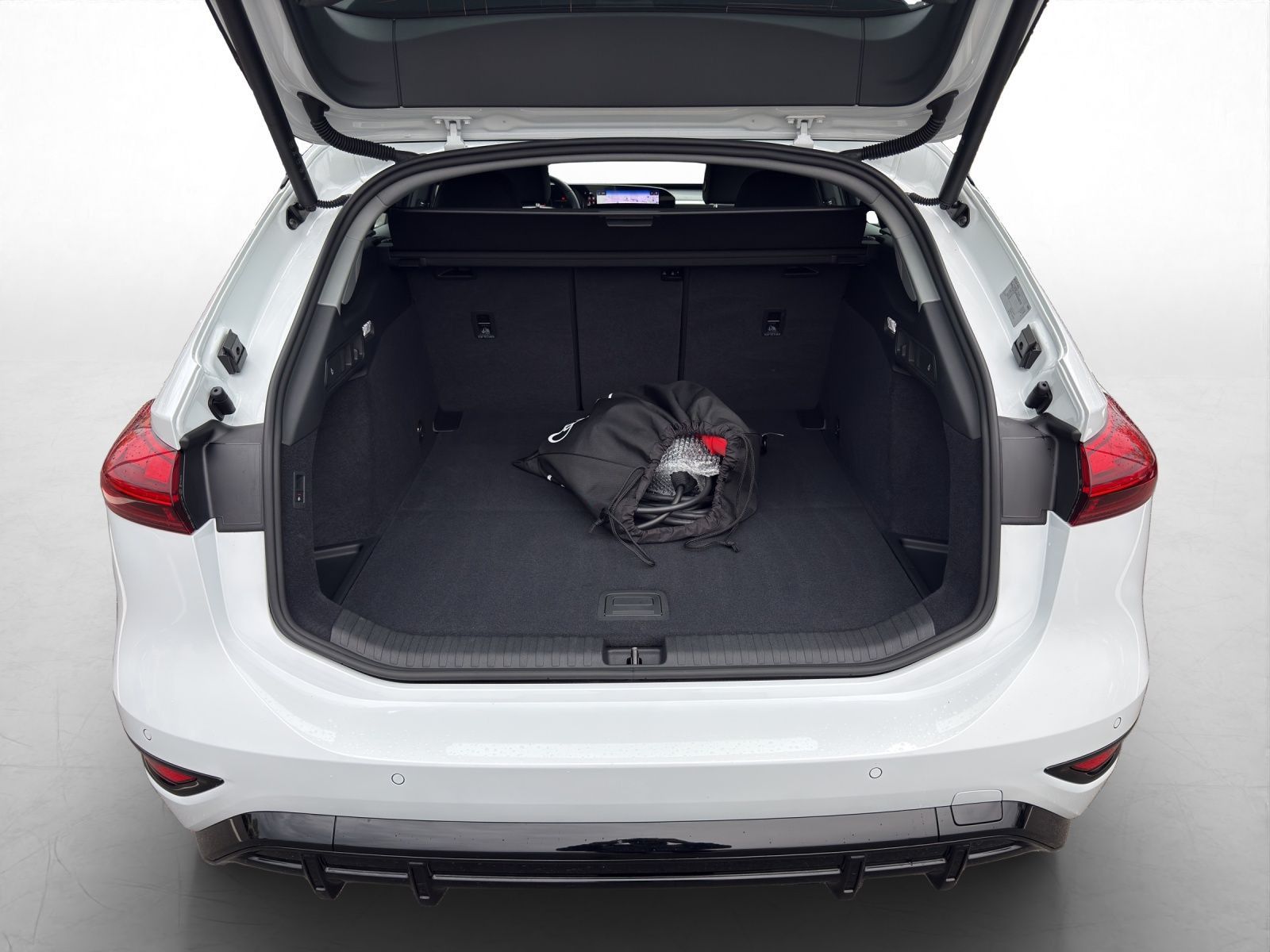 Audi A6 e-tron - Bild 12