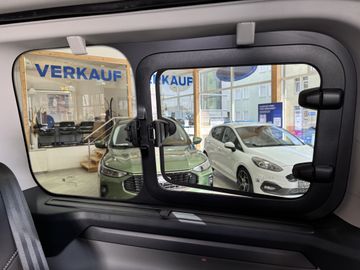 Ford Tourneo Custom Bus 320 L2 Tourneo Titanium X FWD