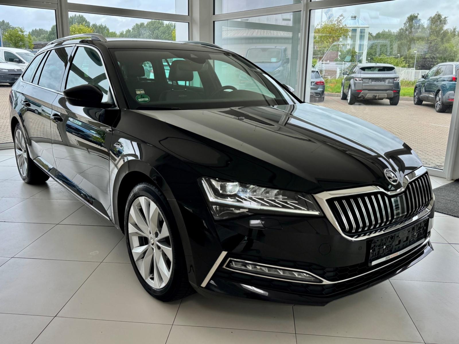 Skoda Superb Combi L&K/Digital/AHK/1.Hand/Leder