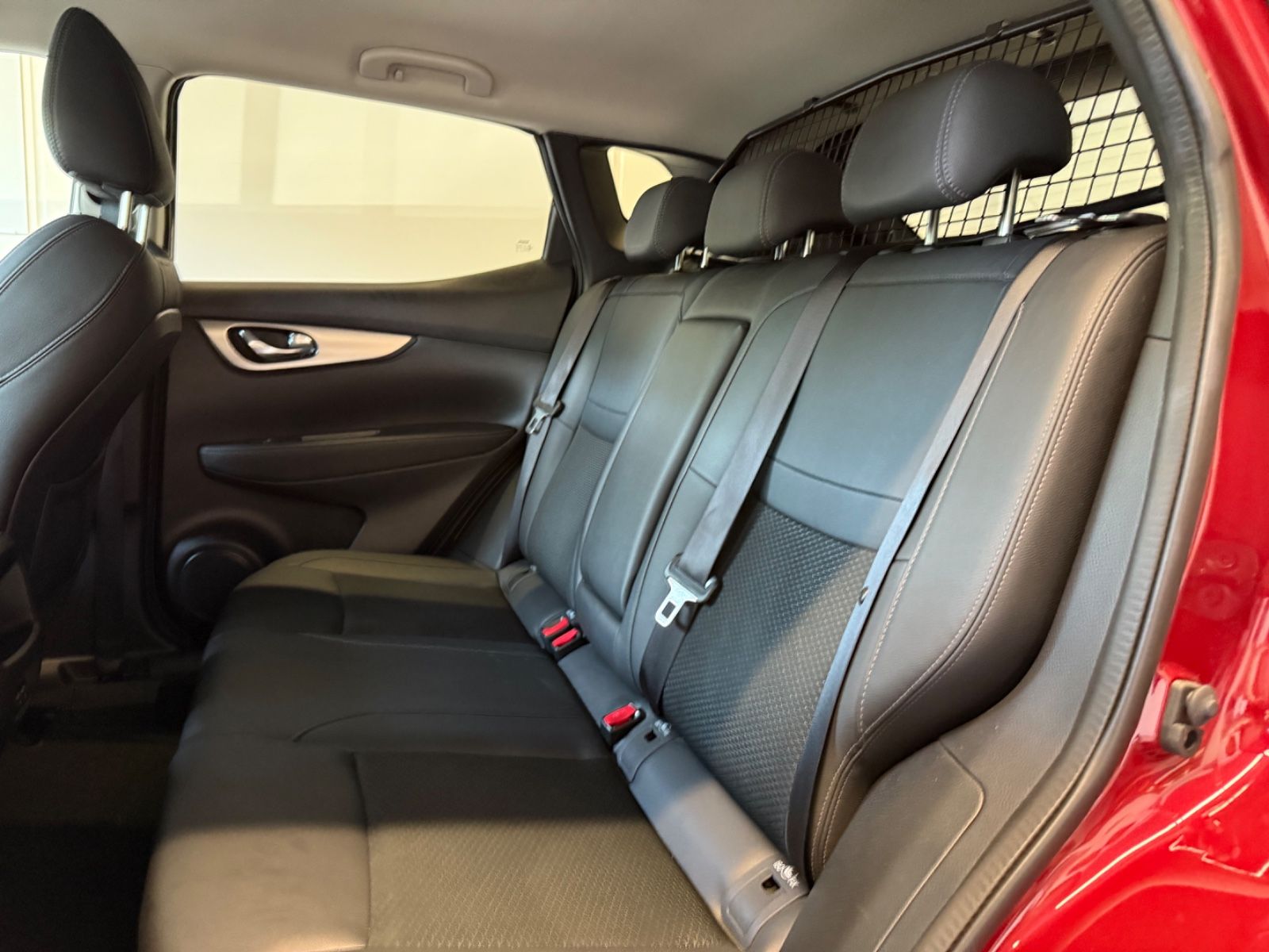 Fahrzeugabbildung Nissan Qashqai Tekna 4x4 - BOSE, 360°, BFS
