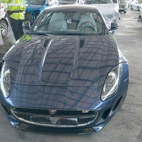 Jaguar F-TYPE COUPE 3.0 V6 381 S