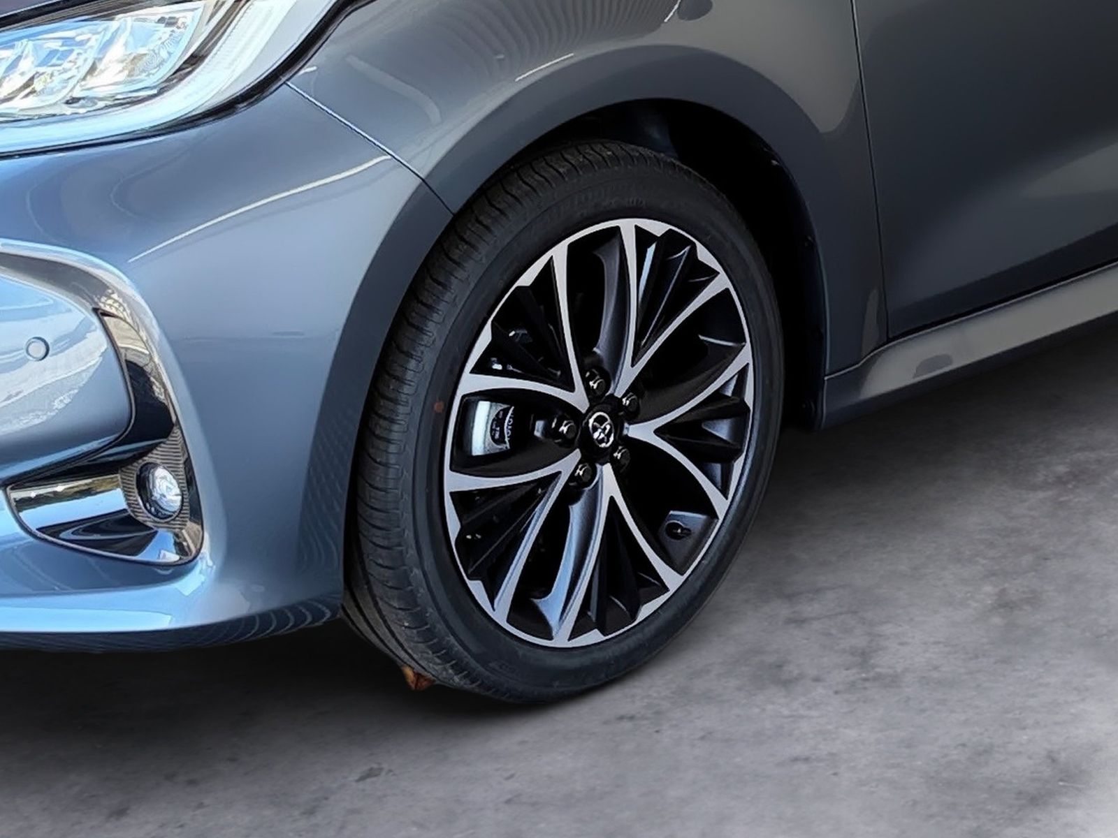 Fahrzeugabbildung Toyota Yaris 1.5 Hybrid Teamplayer Kamera,LED,ACC,PDC