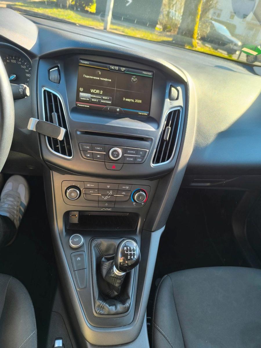 Ford Focus 2015 — photo 5