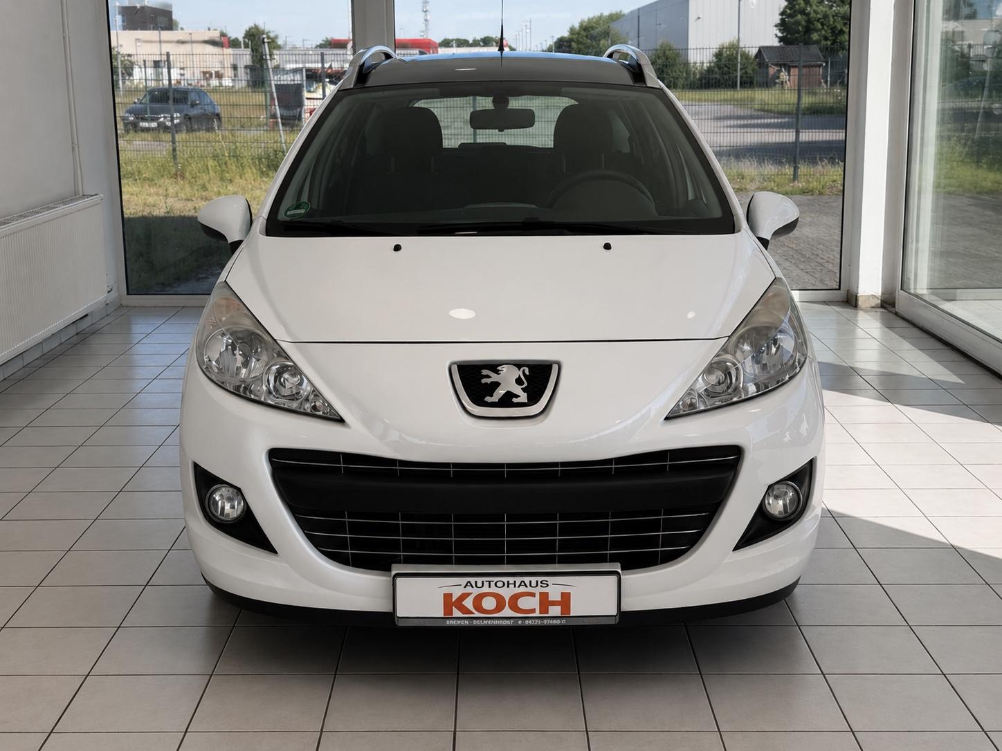 Peugeot 207 SW Tendance / PANORAMA