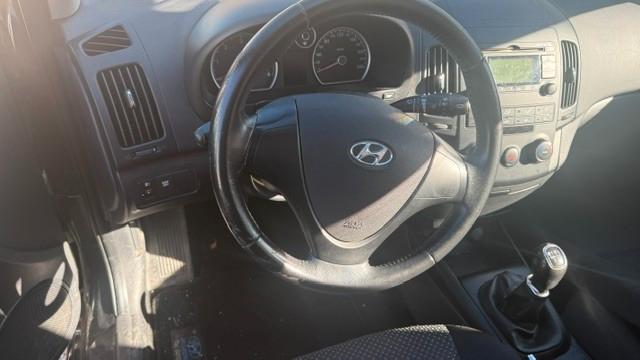 Hyundai i30 2010 — photo 6