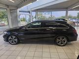 Mercedes-Benz CLA Shooting Brake CLA 180 d "AMG" - Mercedes-Benz: Kombi, 180