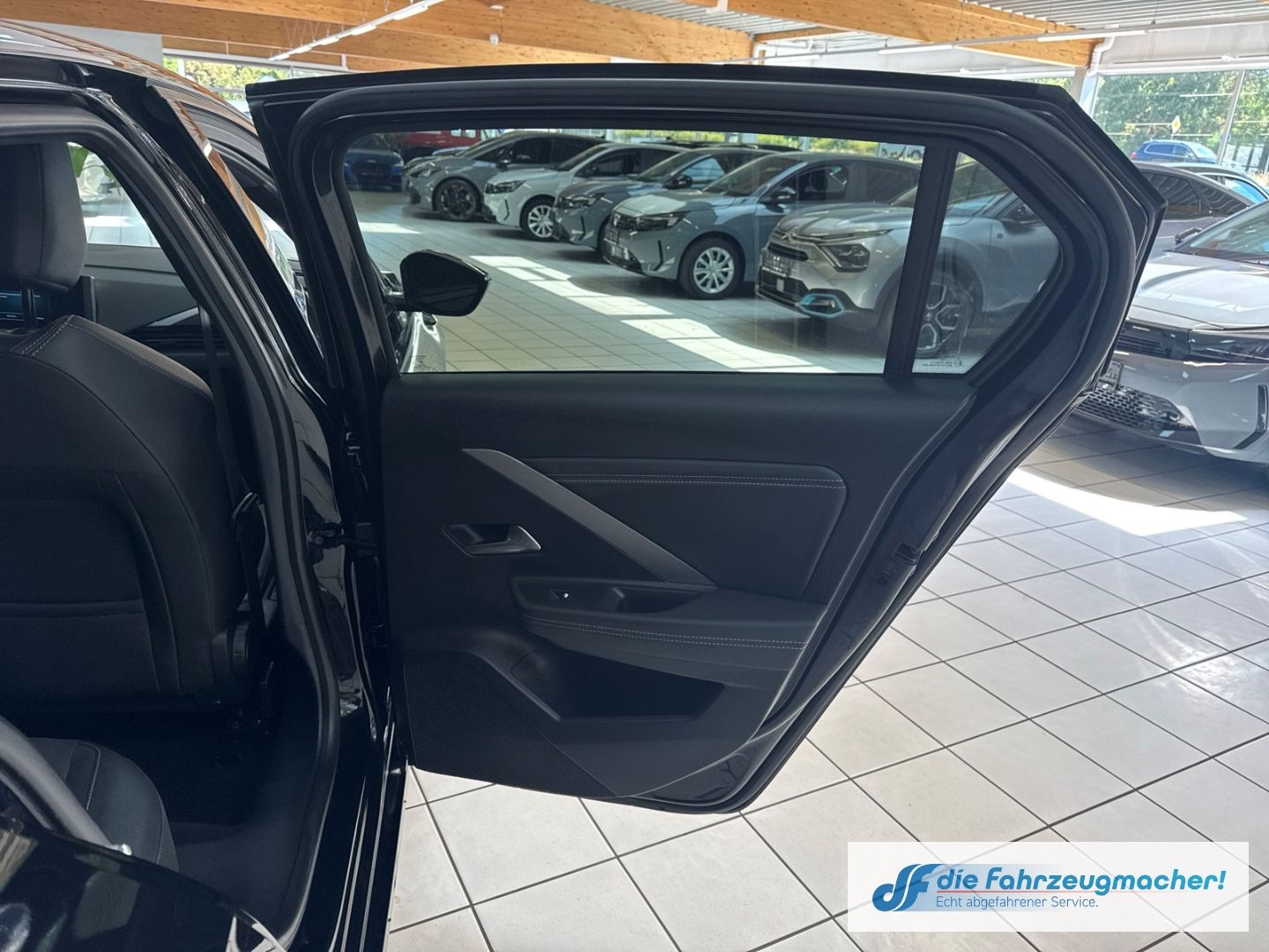 Fahrzeugabbildung Opel Astra L GS Digitales Cockpit 360 Kamera LED Appl