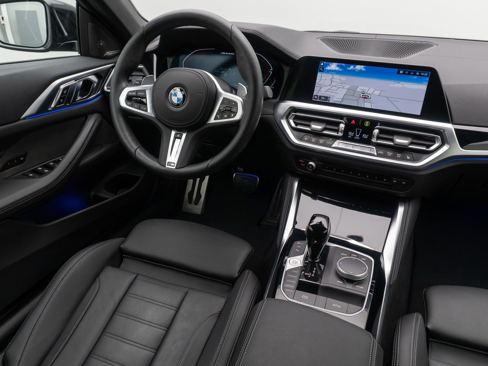 Fahrzeugabbildung BMW M440i xD 360° H/K Komfort HUD DAB Leder 19Zoll