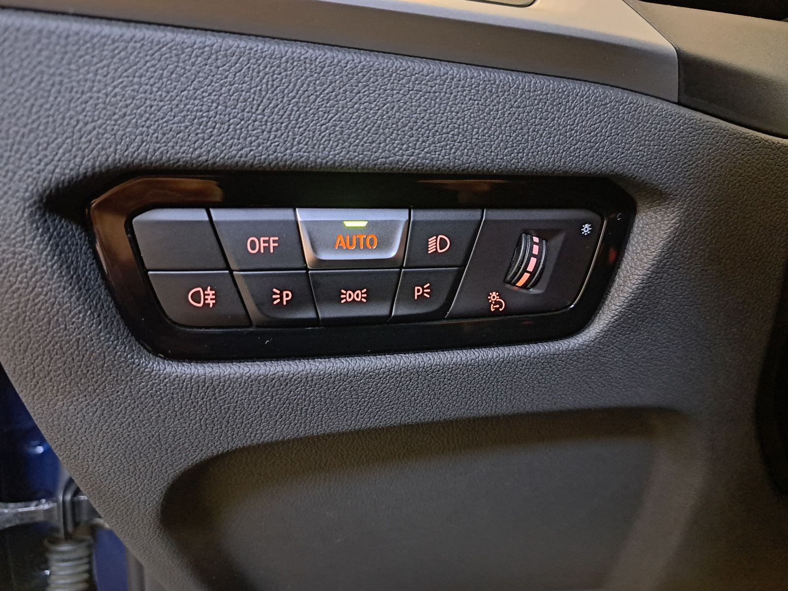 BMW 318d LCI*Adapt.LED*Curved*HiFi*HUD*RFK foto 21