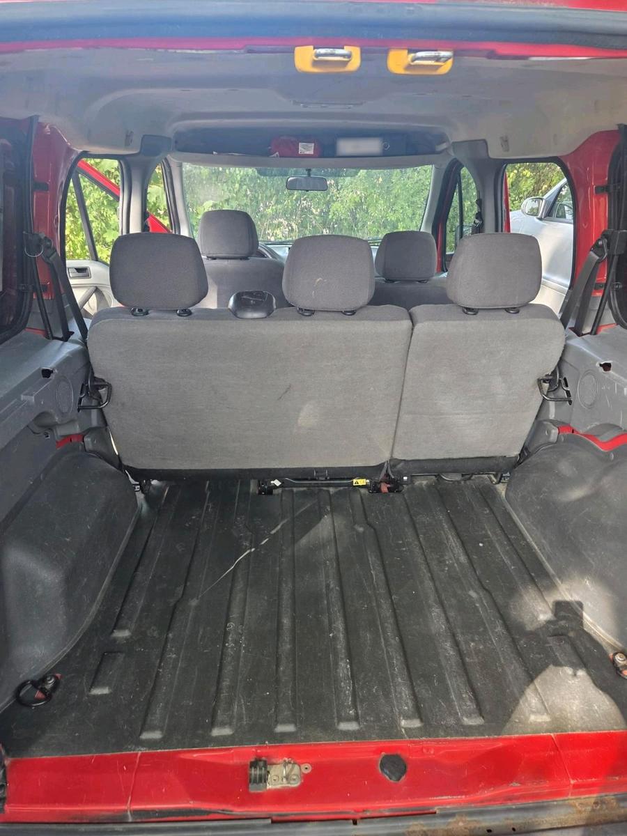 Ford Tourneo 2005 — interior