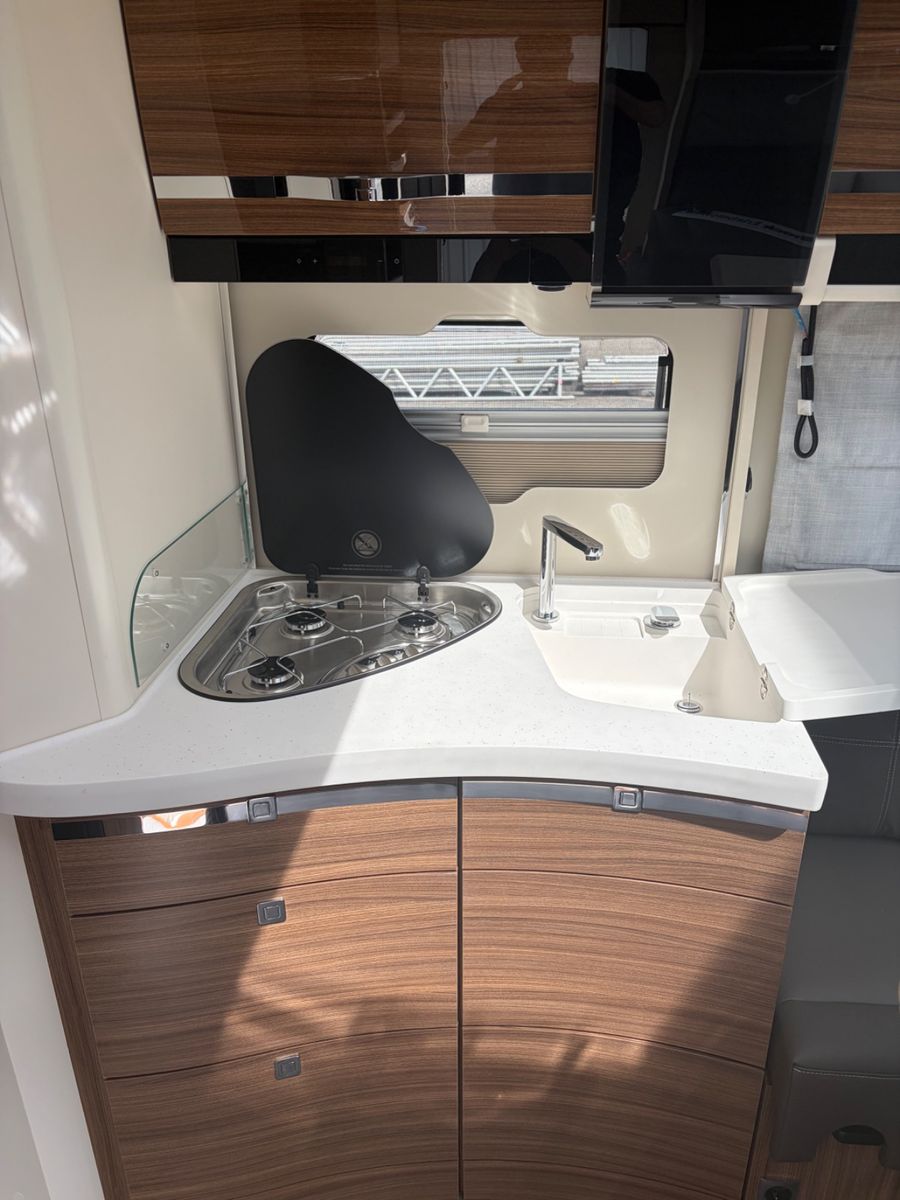 Fahrzeugabbildung Eura Mobil Contura 766EF Comfort