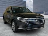 Volkswagen Touareg 3.0 TDI Elegance 4MOTION Automatik+USB+ - : Geländewagen, Us