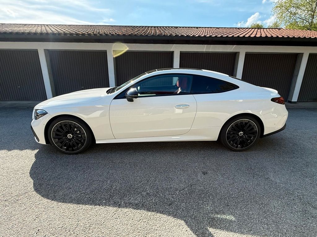 Mercedes-Benz CLE 200 Coupé 4Matic AMG Line Premium Burmester