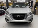 Hyundai ix35 blue 1.7l CRDi Finale 2WD - Hyundai ix35 mit Diesel-Antrieb: Geländewagen