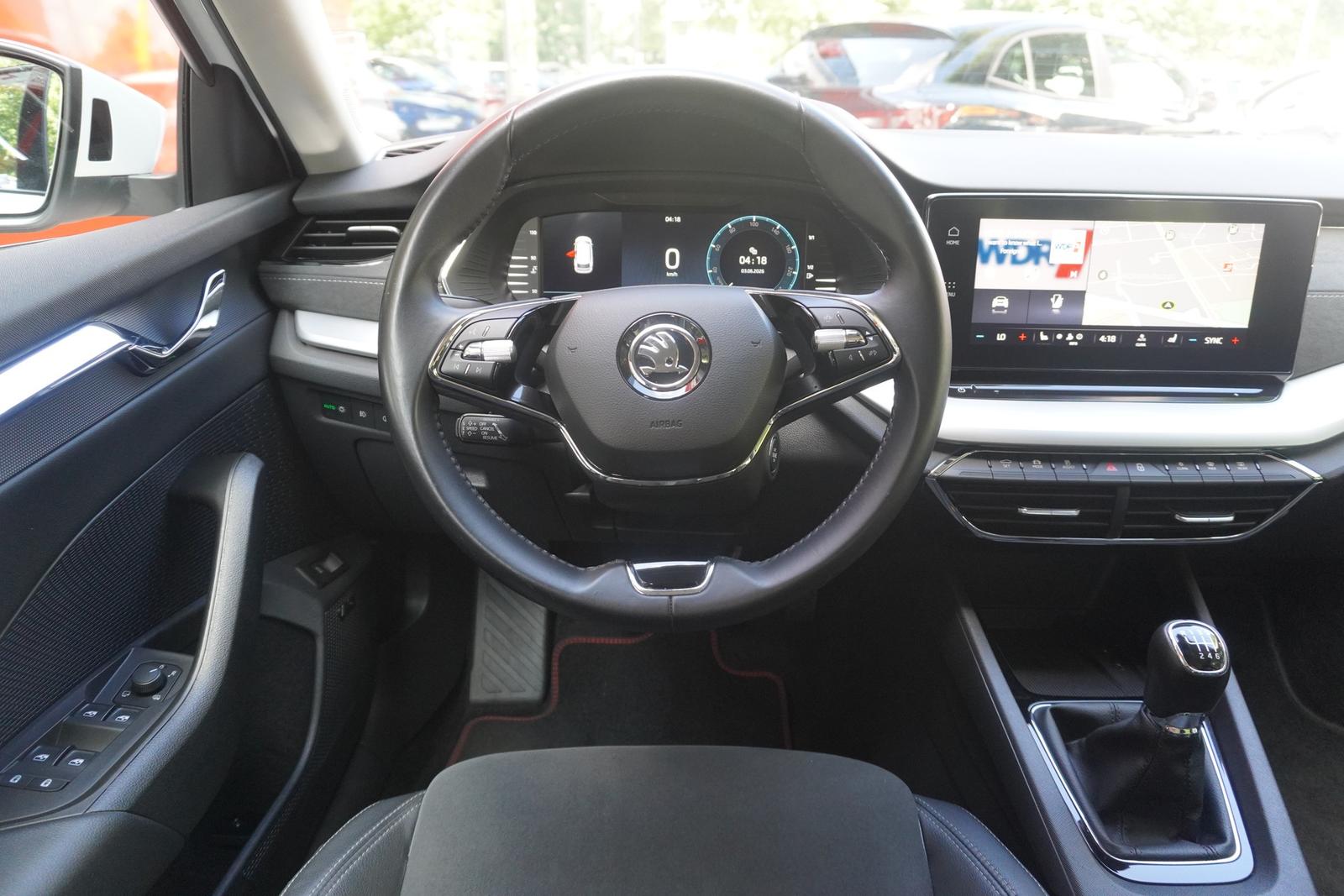 Skoda Octavia Combi 1.5 TSI First Edition ACC Kamera