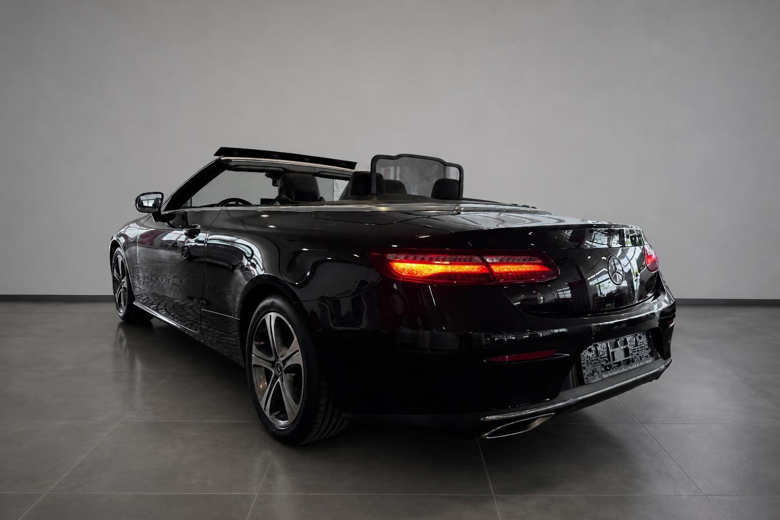 Mercedes-Benz E 220d Cabrio//NAVI//2.Hand//Massage