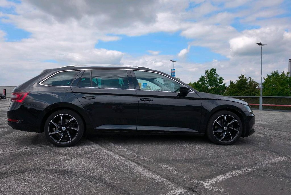 Image of Skoda Superb