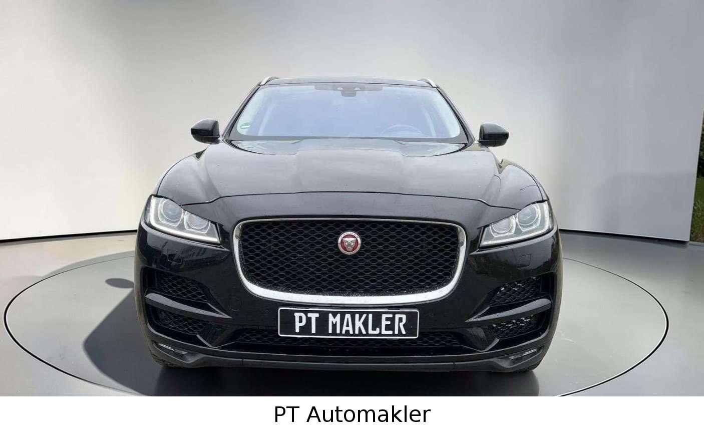 Jaguar F-Pace Portfolio AWD